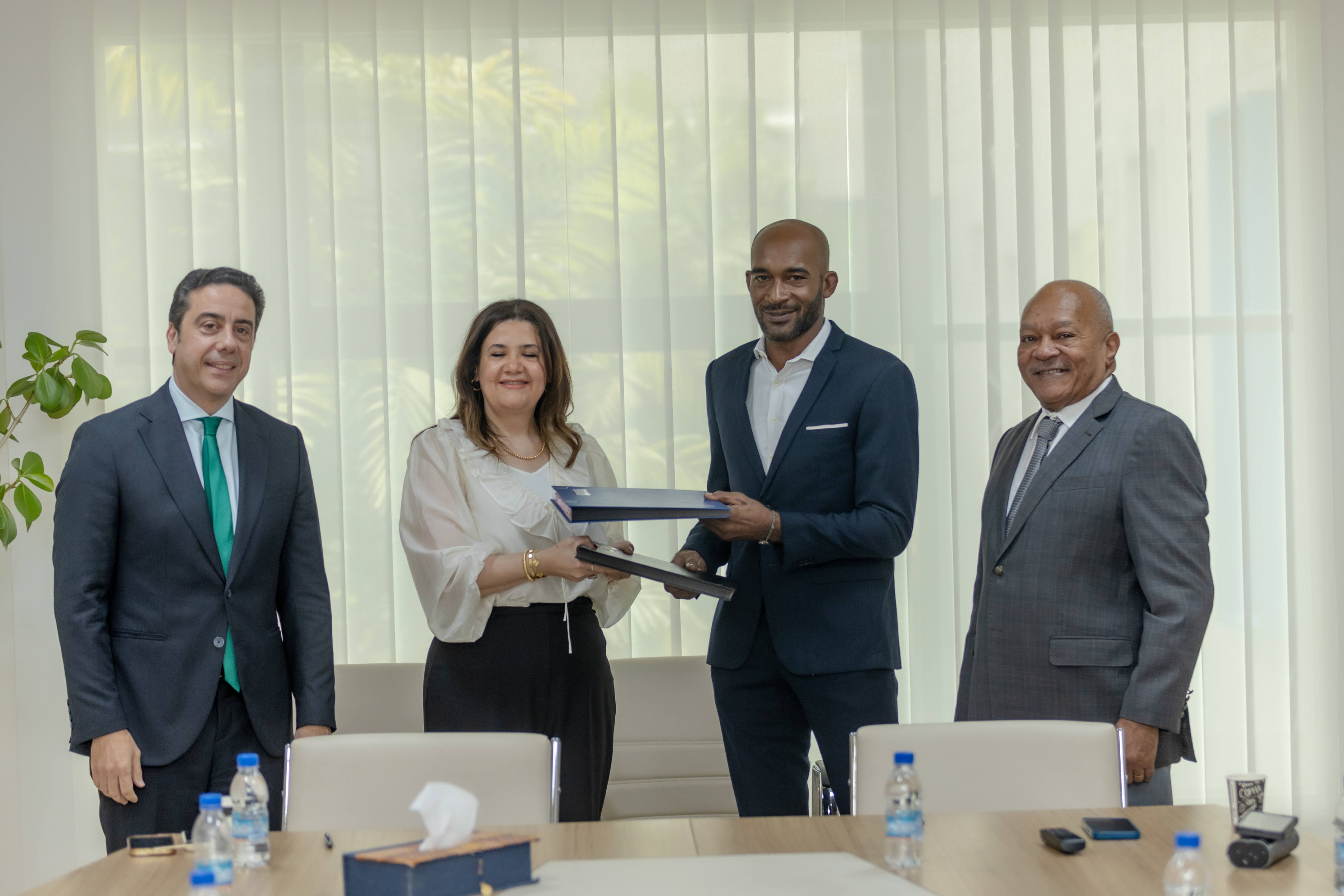 SIGNATURE MEMORANDUM D'ENTENTE HME-AL NASR HOSPITAL EGYPTE